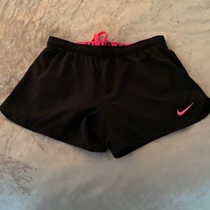 Black Nike shorts